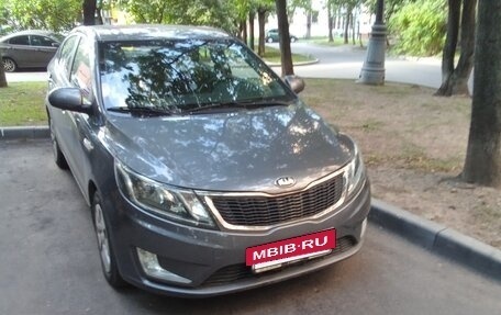KIA Rio III рестайлинг, 2013 год, 1 100 000 рублей, 3 фотография