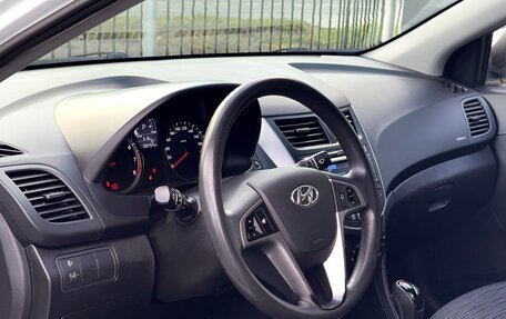 Hyundai Solaris II рестайлинг, 2016 год, 1 199 000 рублей, 8 фотография