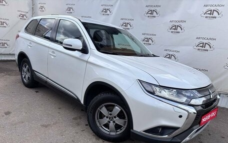 Mitsubishi Outlander III рестайлинг 3, 2018 год, 1 599 000 рублей, 1 фотография