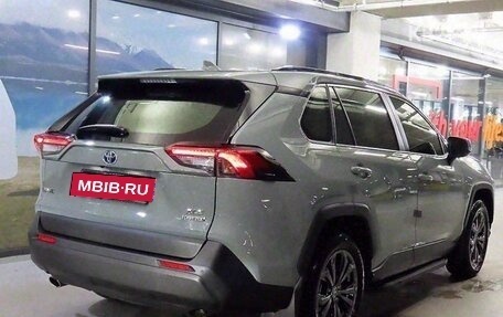 Toyota RAV4, 2022 год, 2 670 000 рублей, 4 фотография