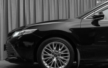 Toyota Camry, 2018 год, 3 090 000 рублей, 24 фотография