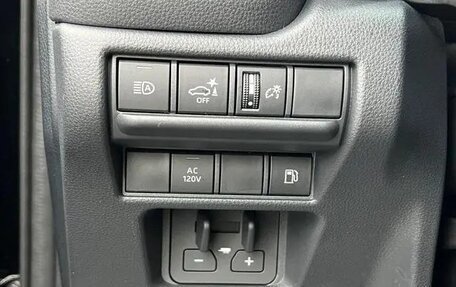 Toyota Land Cruiser Prado, 2025 год, 6 300 000 рублей, 30 фотография