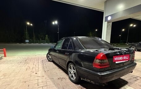 Mercedes-Benz C-Класс, 1996 год, 190 000 рублей, 4 фотография