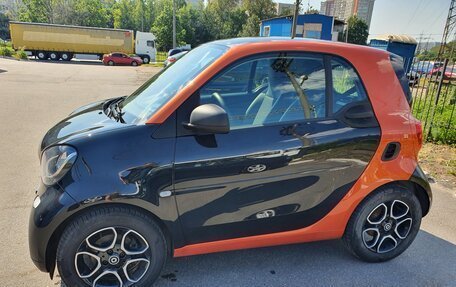 Smart Fortwo III, 2018 год, 1 500 000 рублей, 2 фотография