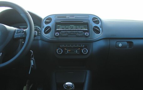 Volkswagen Tiguan I, 2012 год, 1 149 000 рублей, 21 фотография