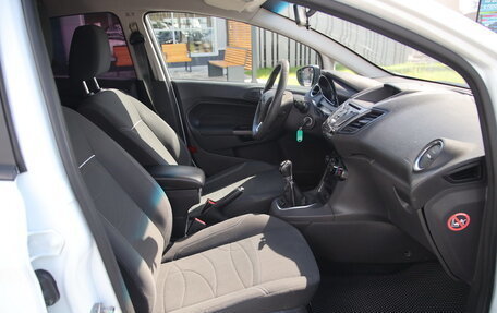 Ford Fiesta, 2015 год, 690 000 рублей, 8 фотография