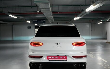 Bentley Bentayga I, 2024 год, 29 000 000 рублей, 4 фотография
