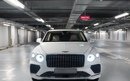 Bentley Bentayga I, 2024 год, 29 000 000 рублей, 2 фотография