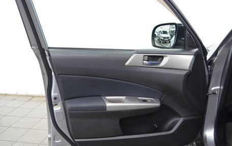 Subaru Forester, 2010 год, 850 000 рублей, 13 фотография