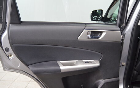 Subaru Forester, 2010 год, 850 000 рублей, 14 фотография