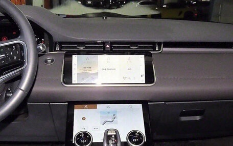 Land Rover Range Rover Evoque II, 2022 год, 3 100 065 рублей, 7 фотография