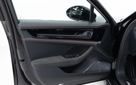 Porsche Panamera, 2025 год, 27 990 000 рублей, 8 фотография