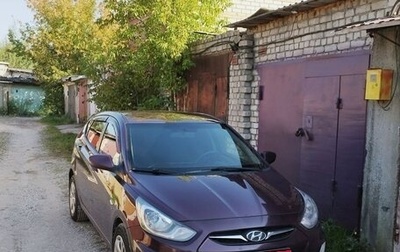 Hyundai Solaris II рестайлинг, 2011 год, 690 000 рублей, 1 фотография