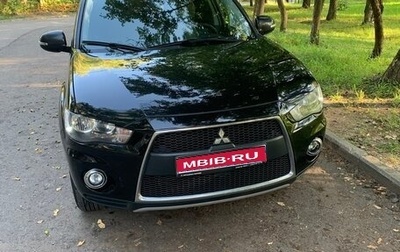Mitsubishi Outlander III рестайлинг 3, 2011 год, 1 075 000 рублей, 1 фотография