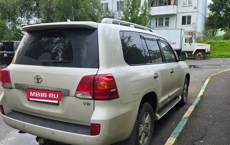 Toyota Land Cruiser 200, 2014 год, 5 500 000 рублей, 2 фотография