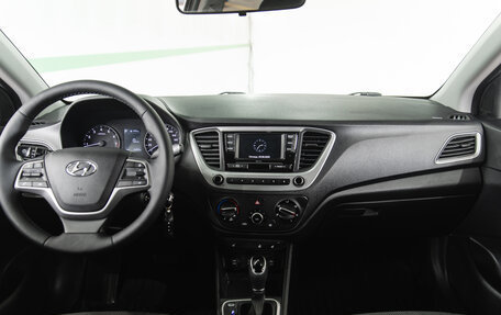 Hyundai Solaris II рестайлинг, 2018 год, 1 450 000 рублей, 5 фотография