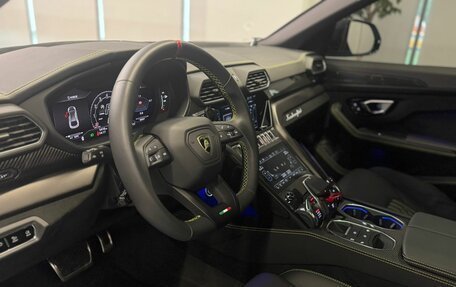 Lamborghini Urus I, 2024 год, 36 000 000 рублей, 4 фотография