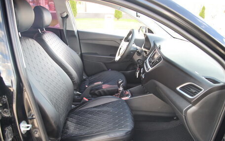 Hyundai Solaris II рестайлинг, 2017 год, 1 175 200 рублей, 11 фотография