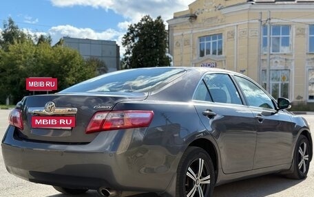 Toyota Camry, 2011 год, 1 450 000 рублей, 2 фотография