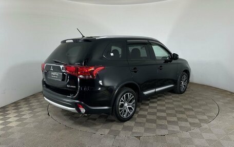 Mitsubishi Outlander III рестайлинг 3, 2016 год, 1 750 000 рублей, 6 фотография