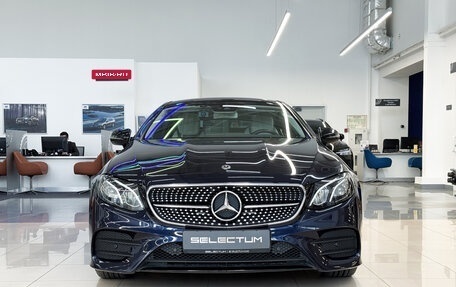 Mercedes-Benz E-Класс, 2019 год, 5 500 000 рублей, 4 фотография