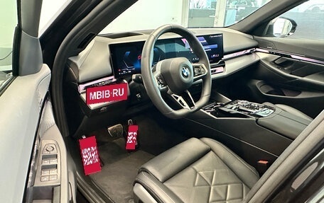BMW 5 серия, 2024 год, 9 070 000 рублей, 7 фотография