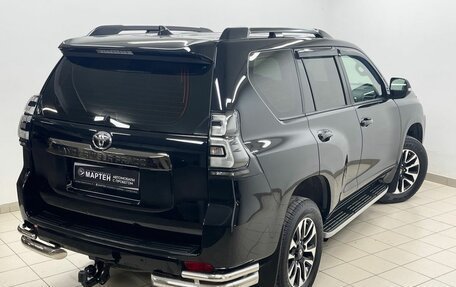 Toyota Land Cruiser Prado 150 рестайлинг 2, 2021 год, 6 030 000 рублей, 8 фотография