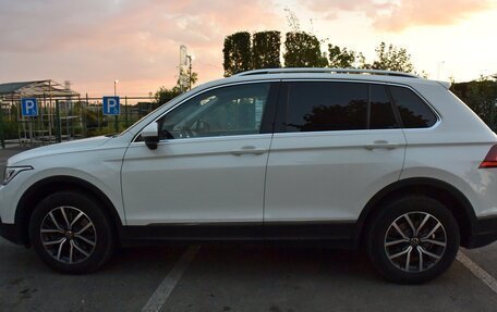 Volkswagen Tiguan II, 2021 год, 3 016 000 рублей, 4 фотография