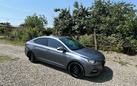 Hyundai Solaris II рестайлинг, 2018 год, 1 080 000 рублей, 2 фотография