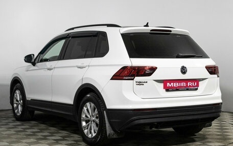 Volkswagen Tiguan II, 2018 год, 1 649 700 рублей, 7 фотография