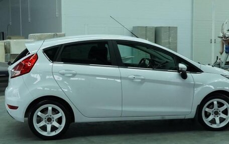 Ford Fiesta, 2015 год, 930 000 рублей, 6 фотография