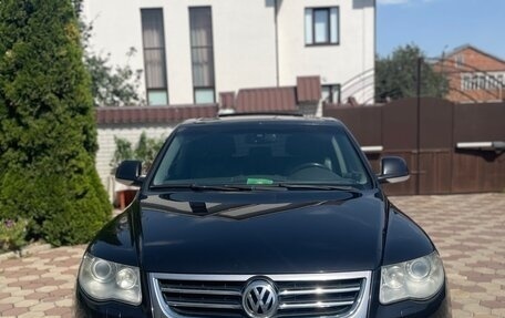 Volkswagen Touareg III, 2007 год, 1 100 000 рублей, 2 фотография