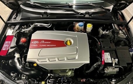Alfa Romeo 159, 2011 год, 2 000 000 рублей, 2 фотография