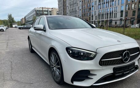 Mercedes-Benz E-Класс, 2020 год, 5 785 000 рублей, 2 фотография