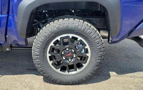 Toyota Tacoma, 2025 год, 7 000 000 рублей, 4 фотография