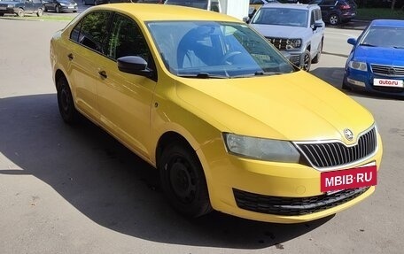 Skoda Rapid I, 2017 год, 640 000 рублей, 2 фотография