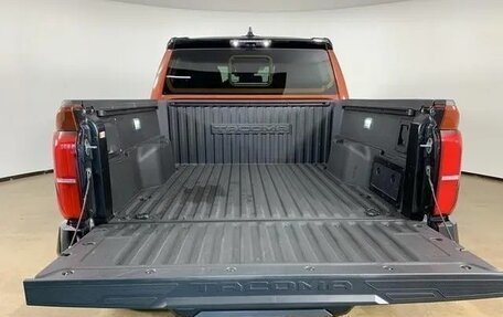 Toyota Tacoma, 2025 год, 7 000 000 рублей, 8 фотография