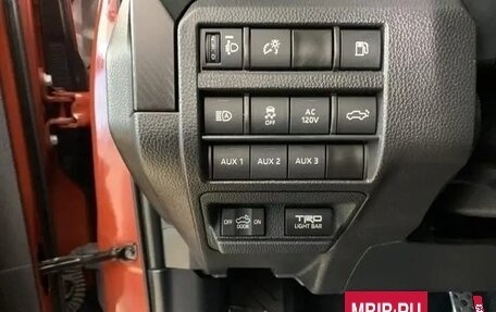 Toyota Tacoma, 2025 год, 7 000 000 рублей, 4 фотография