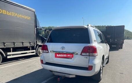 Toyota Land Cruiser 200, 2011 год, 3 000 070 рублей, 3 фотография