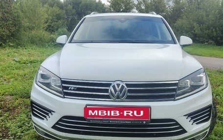 Volkswagen Touareg III, 2016 год, 3 150 000 рублей, 2 фотография