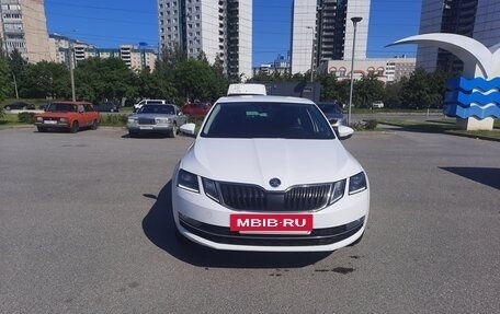 Skoda Octavia, 2019 год, 1 840 000 рублей, 2 фотография