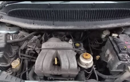 Dodge Caravan IV, 2004 год, 300 000 рублей, 4 фотография