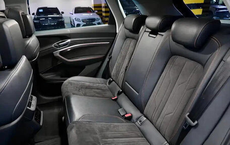 Audi e-tron I, 2022 год, 4 530 001 рублей, 11 фотография