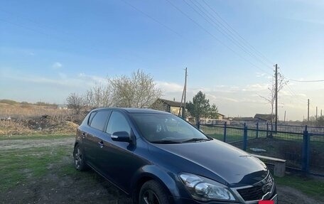 KIA cee'd I рестайлинг, 2010 год, 920 000 рублей, 2 фотография