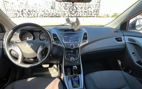 Hyundai Elantra V, 2015 год, 1 300 000 рублей, 4 фотография