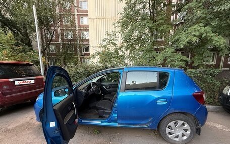 Renault Sandero II рестайлинг, 2016 год, 750 000 рублей, 2 фотография