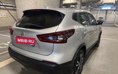 Nissan Qashqai, 2022 год, 2 750 000 рублей, 4 фотография