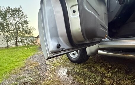 Mitsubishi Montero III, 2001 год, 900 000 рублей, 10 фотография