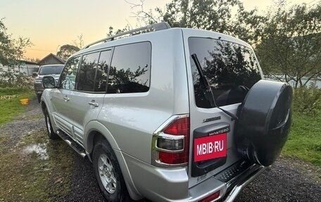 Mitsubishi Montero III, 2001 год, 900 000 рублей, 4 фотография