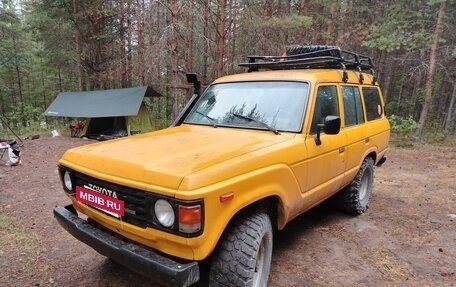 Toyota Land Cruiser 70, 1985 год, 950 000 рублей, 2 фотография